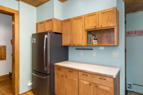 2221 E 4th Street Duluth MN 55812