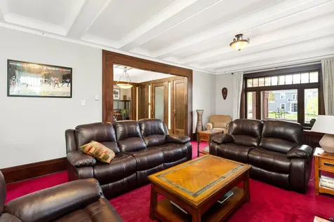 2221 E 4th Street Duluth MN 55812