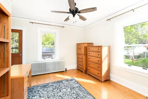 2221 E 4th Street Duluth MN 55812