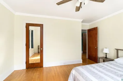 2221 E 4th Street Duluth MN 55812