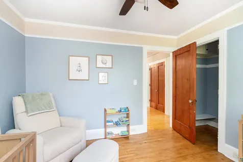 2221 E 4th Street Duluth MN 55812