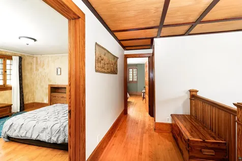 2221 E 4th Street Duluth MN 55812