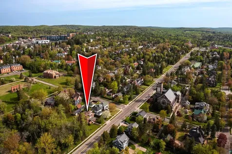 2221 E 4th Street Duluth MN 55812