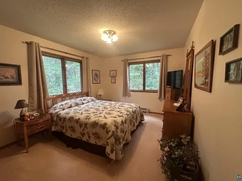 81 Hautaluoma Road Esko MN 55733