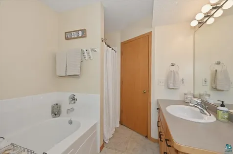 47 Amy Lane Esko MN 55733