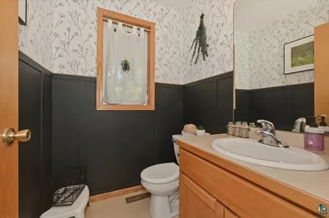 47 Amy Lane Esko MN 55733