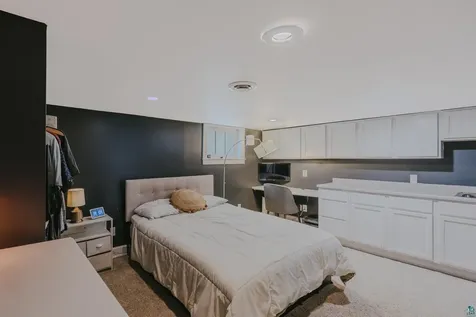 4310 Regent Street Duluth MN 55804