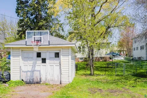 4310 Regent Street Duluth MN 55804