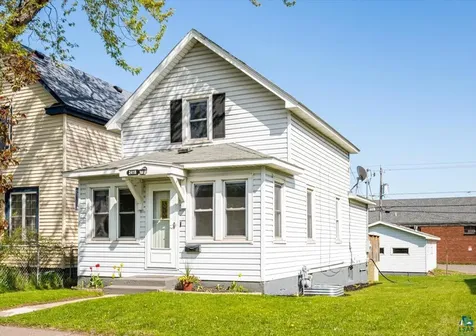2418 W 2nd Street Duluth MN 55806