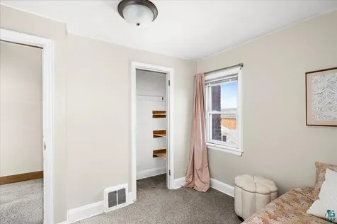 2418 W 2nd Street Duluth MN 55806