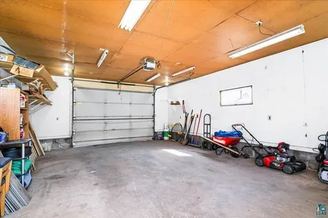 2418 W 2nd Street Duluth MN 55806