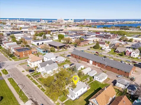 2418 W 2nd Street Duluth MN 55806