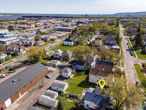2418 W 2nd Street Duluth MN 55806