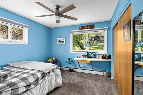 3801 Rockview Court Duluth MN 55804