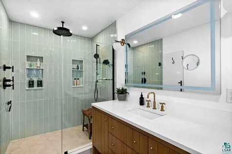 3801 Rockview Court Duluth MN 55804