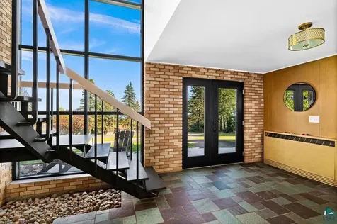 3801 Rockview Court Duluth MN 55804