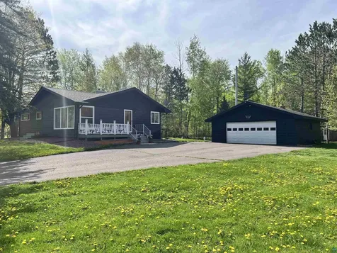 254 E Highway 61 Esko MN 55733
