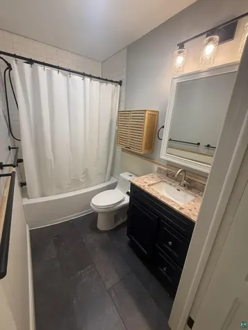 3722 E 4th Street Duluth MN 55804