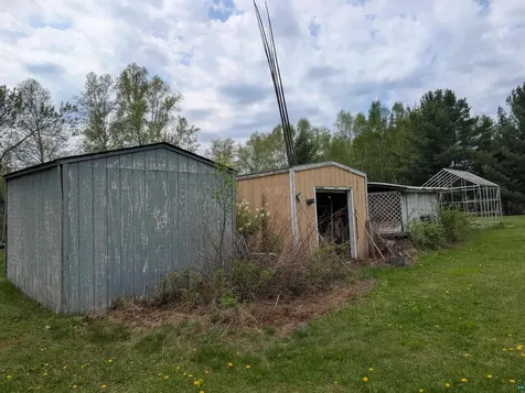 9086 Green Road Hibbing MN 55746