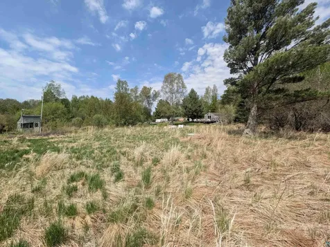 9086 Green Road Hibbing MN 55746