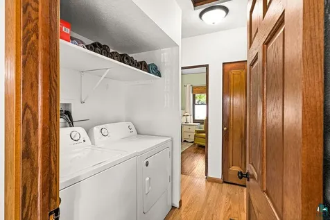 4407 W 6th Street Duluth MN 55807