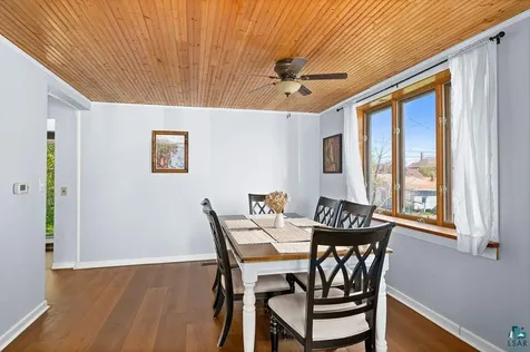 922 N 12th Avenue E Duluth MN 55805