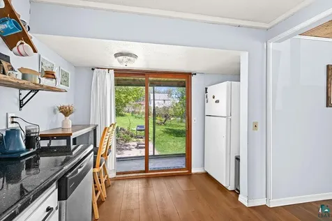 922 N 12th Avenue E Duluth MN 55805