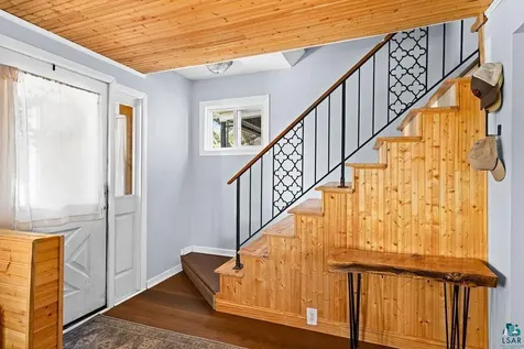 922 N 12th Avenue E Duluth MN 55805