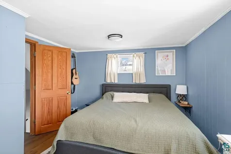 922 N 12th Avenue E Duluth MN 55805