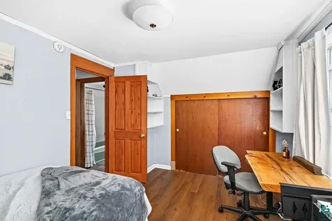 922 N 12th Avenue E Duluth MN 55805