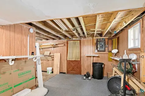 922 N 12th Avenue E Duluth MN 55805