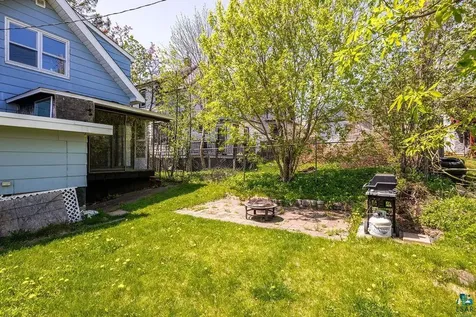 922 N 12th Avenue E Duluth MN 55805