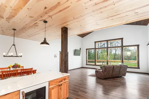 3951 Fairview Road Duluth MN 55803