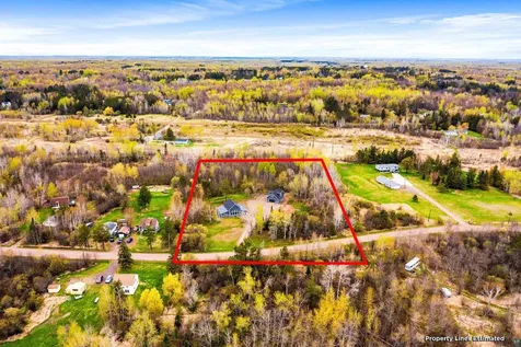 3951 Fairview Road Duluth MN 55803