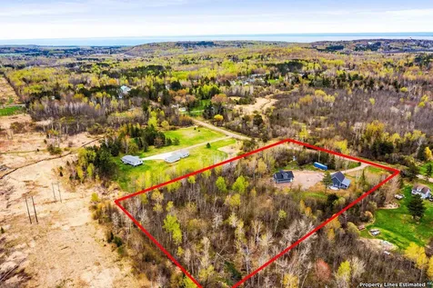 3951 Fairview Road Duluth MN 55803