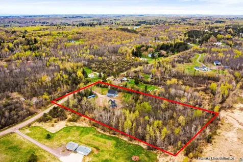 3951 Fairview Road Duluth MN 55803