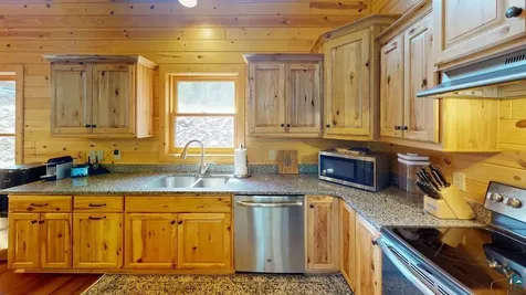 695 Loon Echo Lane Grand Marais MN 55604