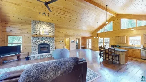 695 Loon Echo Lane Grand Marais MN 55604