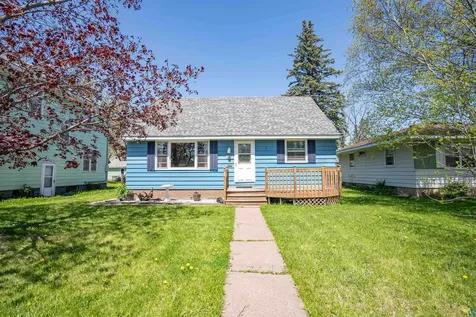 1511 N 56th Street Superior WI 54880