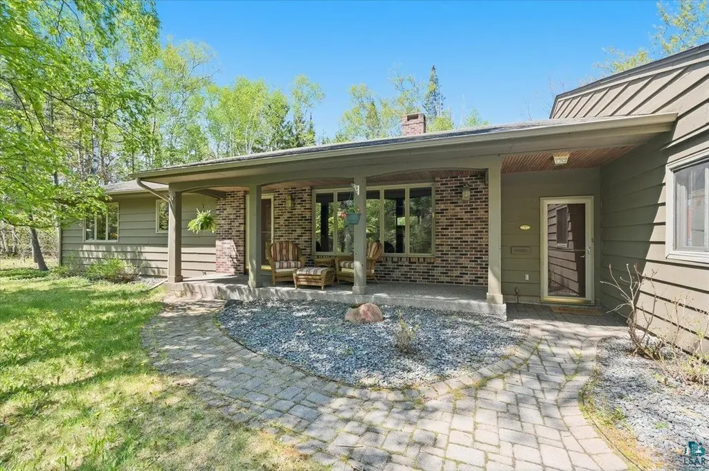 280 Misquah Road Duluth MN 55804