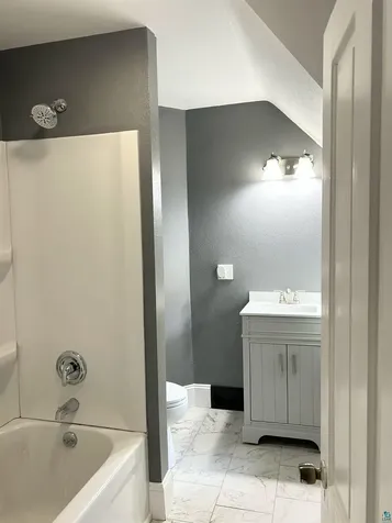 5611 London Road Duluth MN 55804