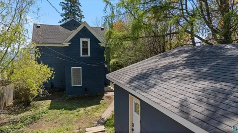5611 London Road Duluth MN 55804