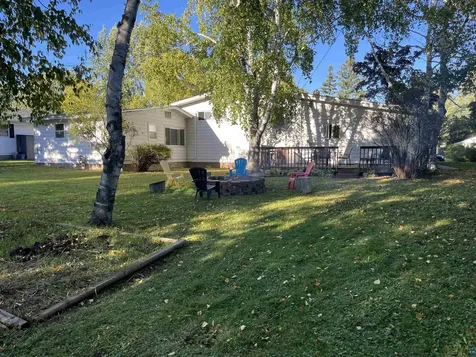 1424 E 6th Street Superior MN 54880