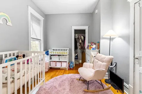 1122 E 5th Street Duluth MN 55805