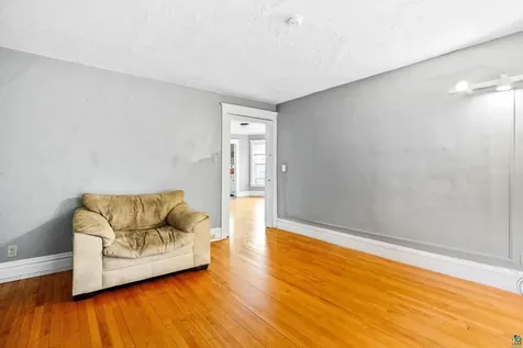 1122 E 5th Street Duluth MN 55805