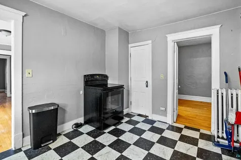 1122 E 5th Street Duluth MN 55805