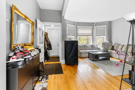 1122 E 5th Street Duluth MN 55805