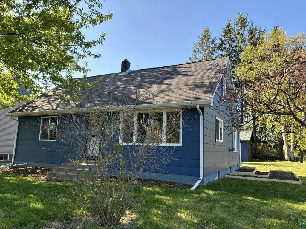 334 W Redwing Street Duluth MN 55803
