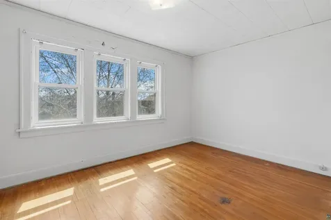 3803 W 4th Street Duluth MN 55807