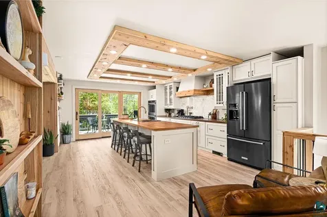 225 26th Avenue E Duluth MN 55812